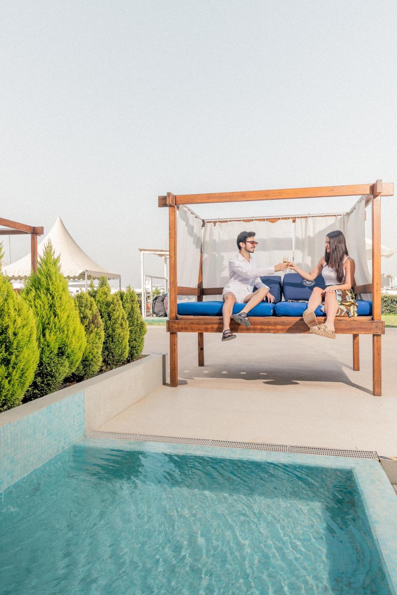 Hotel Saint Georges Beirut Al Marfa' Extérieur photo