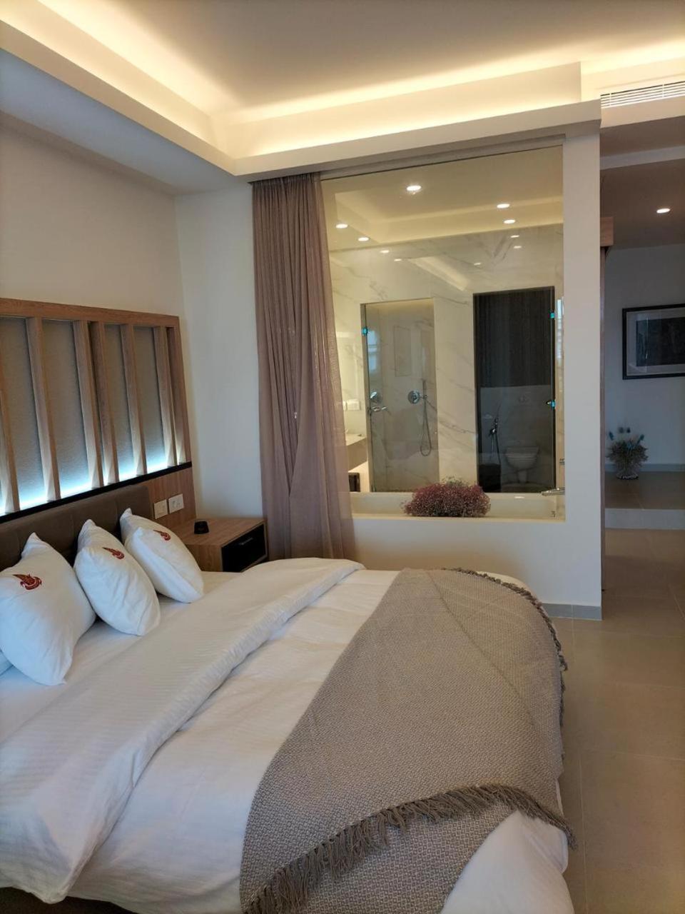 Hotel Saint Georges Beirut Al Marfa' Extérieur photo